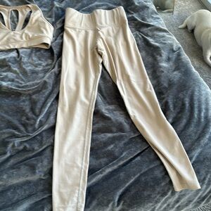 Carbon 38 Takara Shine leggings